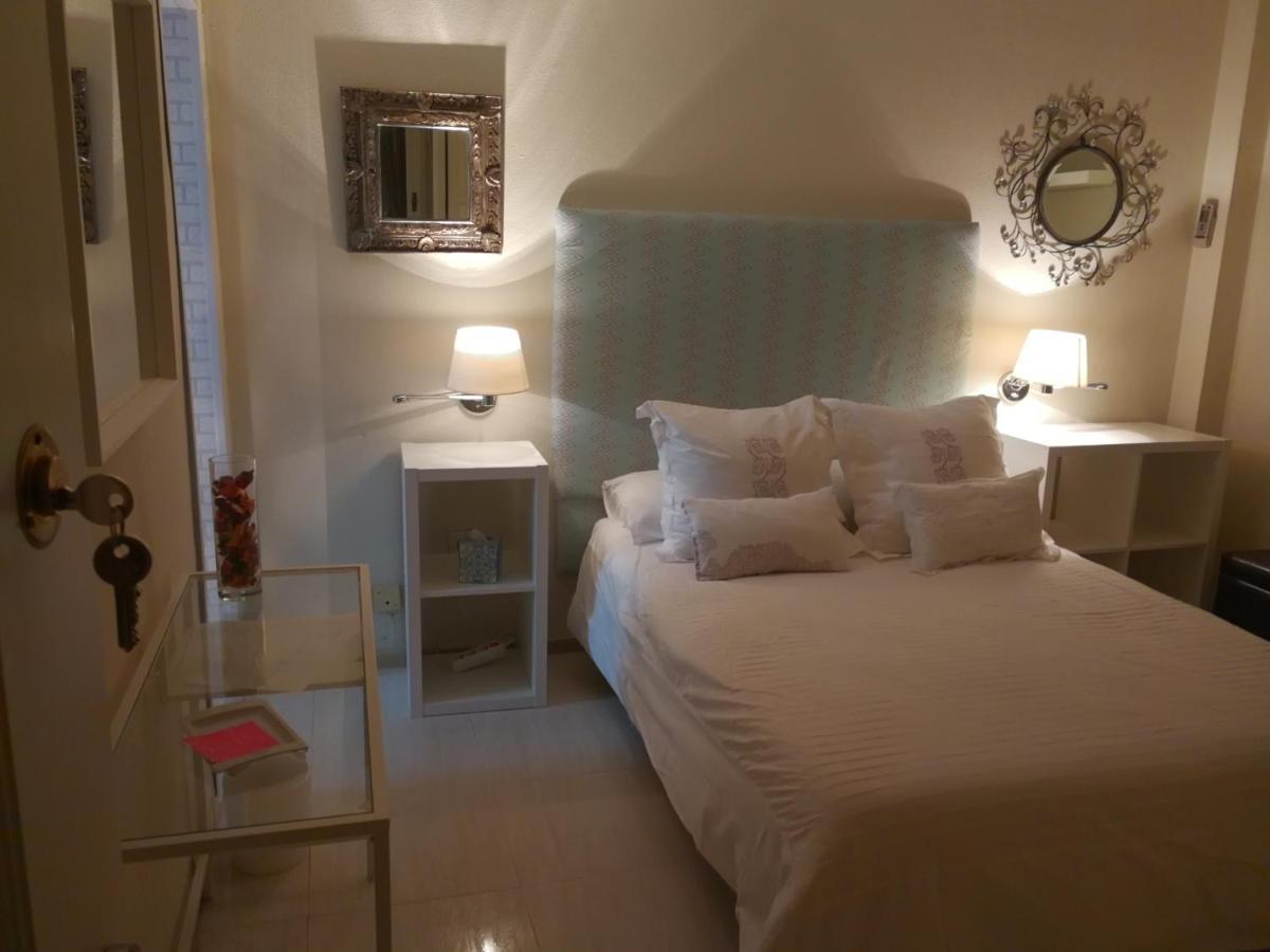 Apartamentos Flamenco B&B Севиля Екстериор снимка